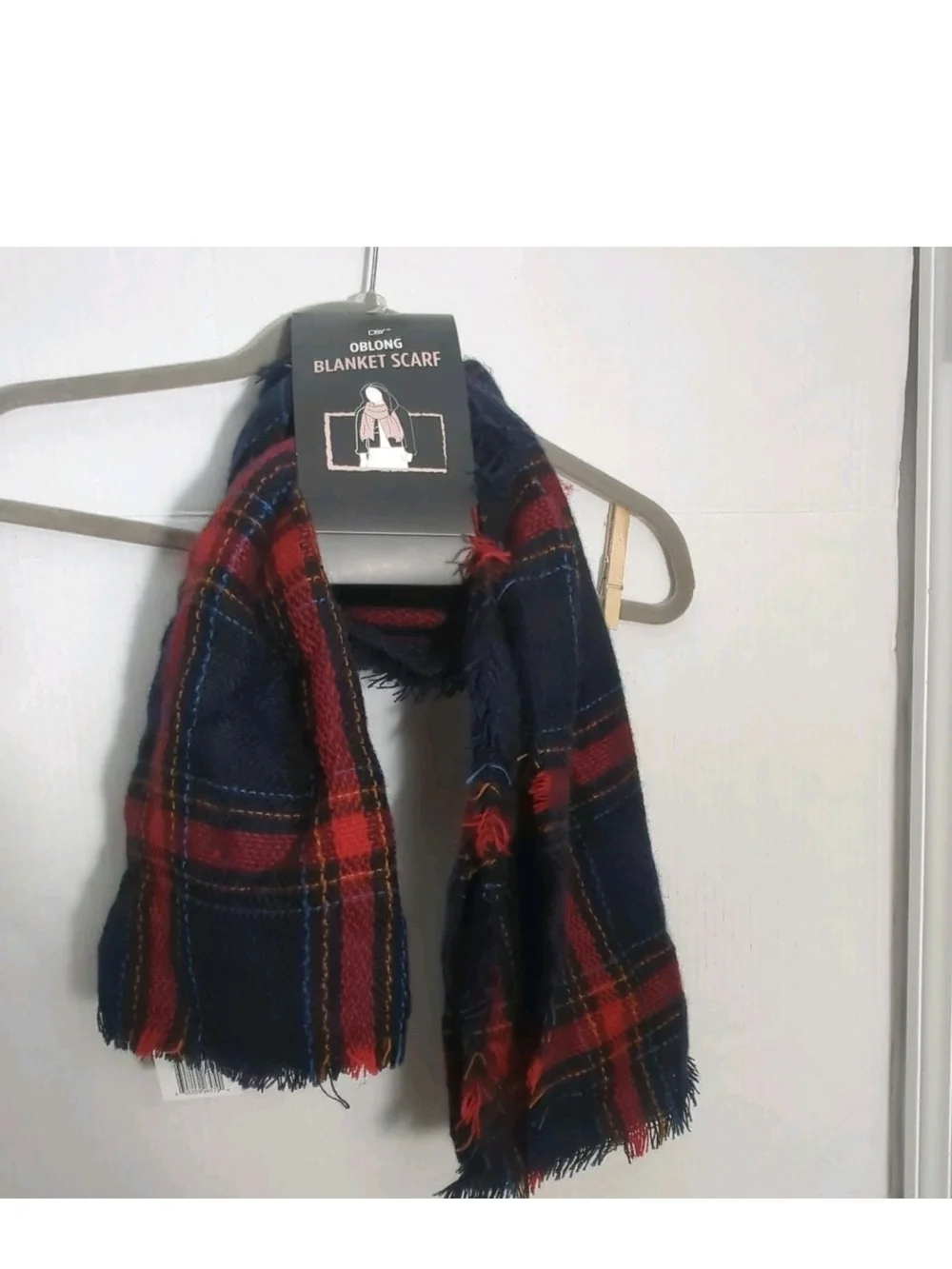 David and Young Navy and Red Plaid Oblong Blanket Scarf